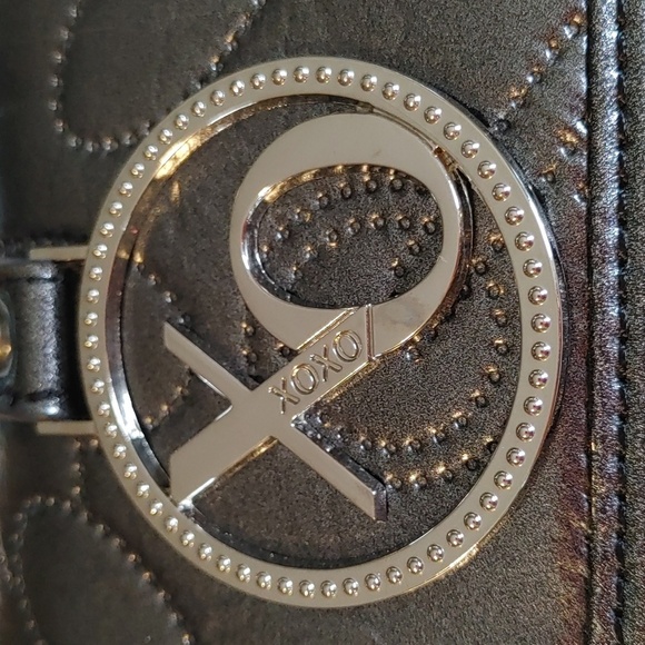 Nwot XOXO Quilted Gray Metallic & Silver Wallet - Picture 2 of 12